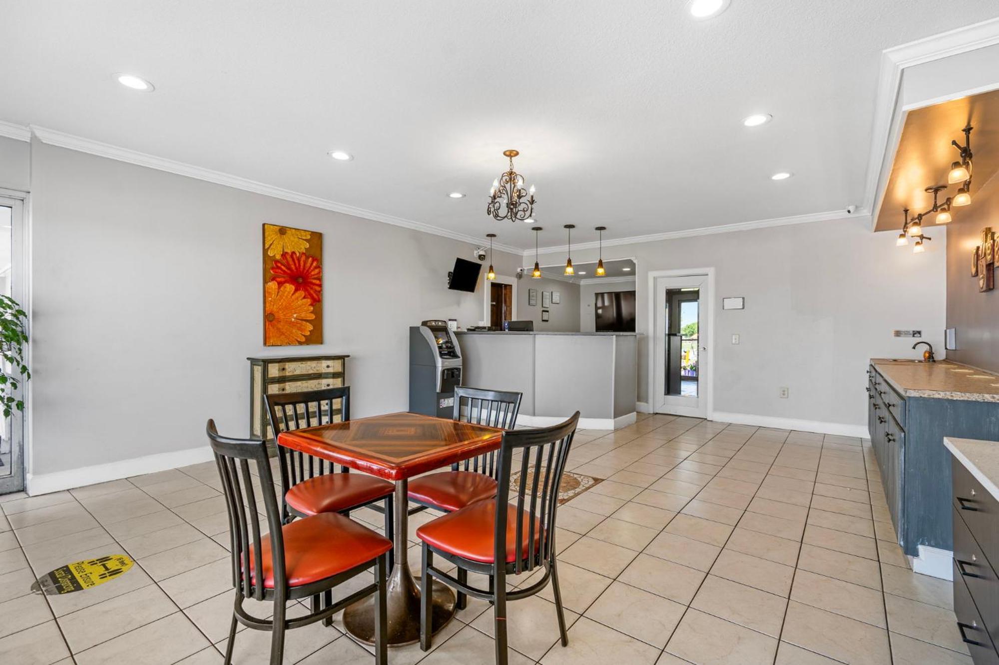 Budgetel Inns & Suites Augusta Downtown 706-945-1238 Bagian luar foto