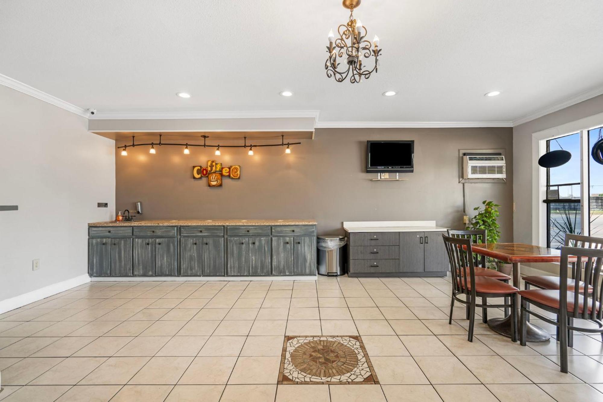 Budgetel Inns & Suites Augusta Downtown 706-945-1238 Bagian luar foto